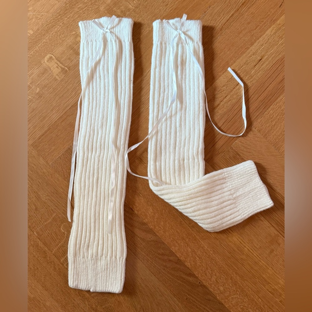AE Cream Knit Leg Warmers